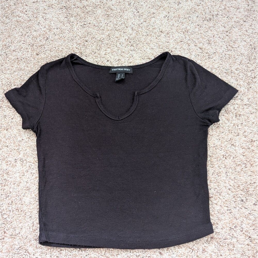 Streetwear Society Black Soft Cropped Notch-Neck Tee Top Small
